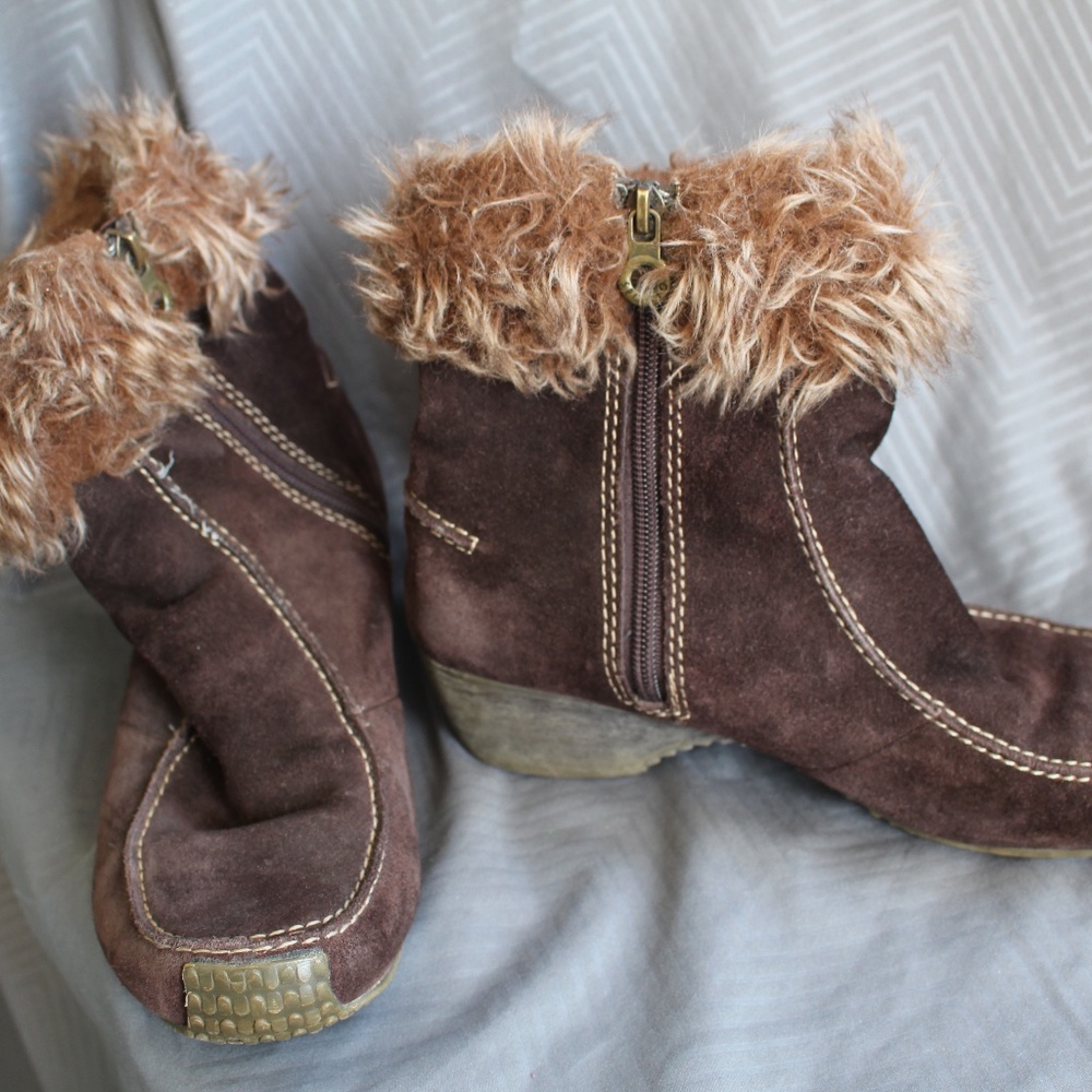 SPORTO Faux Fur and Suede Women's Zip up Boots